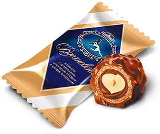 Вдохновение с ореховым кремом и цельным фундуком